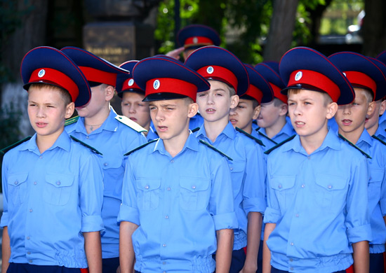 Аксайскому Данилы Ефремова казачьему кадетскому корпусу исполнилось 10 лет