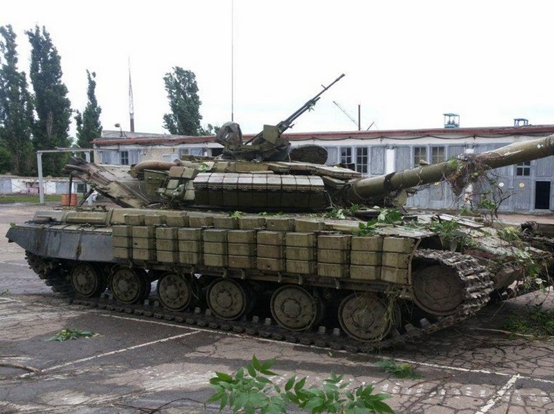 В Станице-Луганской у карателей угнали танк