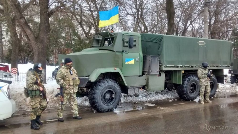 Киев ввел в Одессу войска нацгвардии