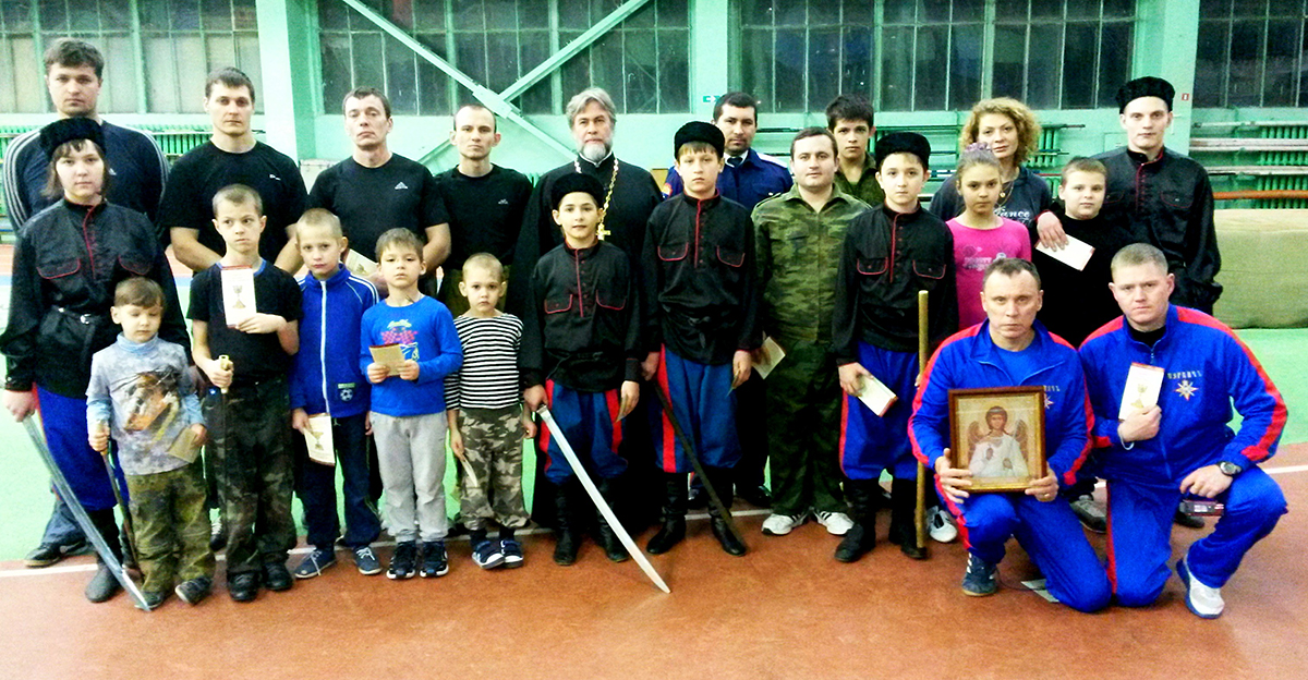 Отец Сергий посетил спортсменов "Перначъ Патриоты отечества"