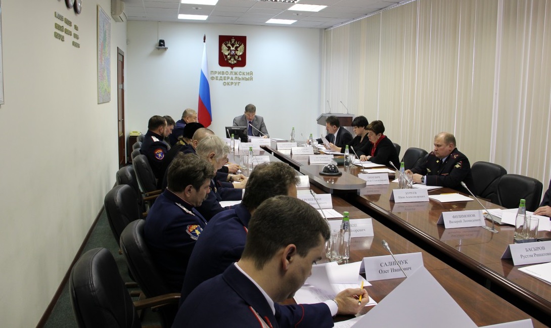 До 1 апреля в регионах округа будут утверждены планы по реализации Стратегии в отношении российского казачества