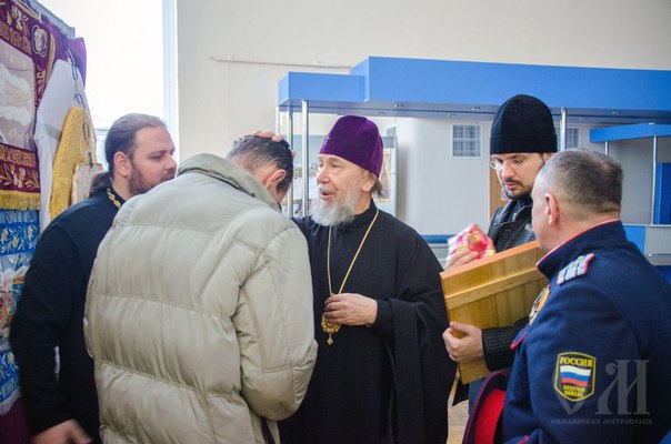 В четверг, 3 декабря, в ДК Губернаторский открылась выставка-ярмарка «Православная станица»