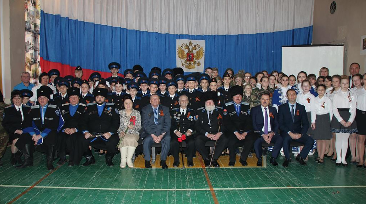 В Ессентуках учащиеся казачьего кадетского класса приняли присягу