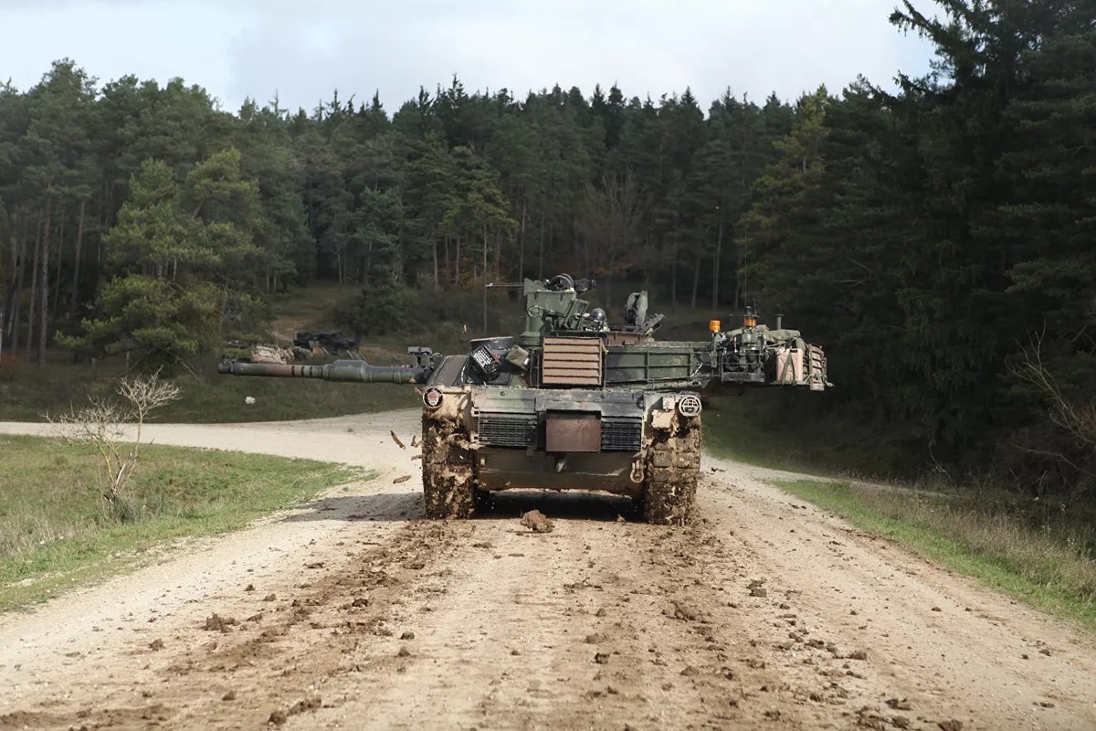 В Польше пообещали разместить танки "Абрамс" в России