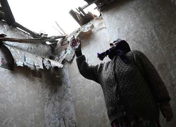 Дома без стен: последствия обстрелов в Донбассе