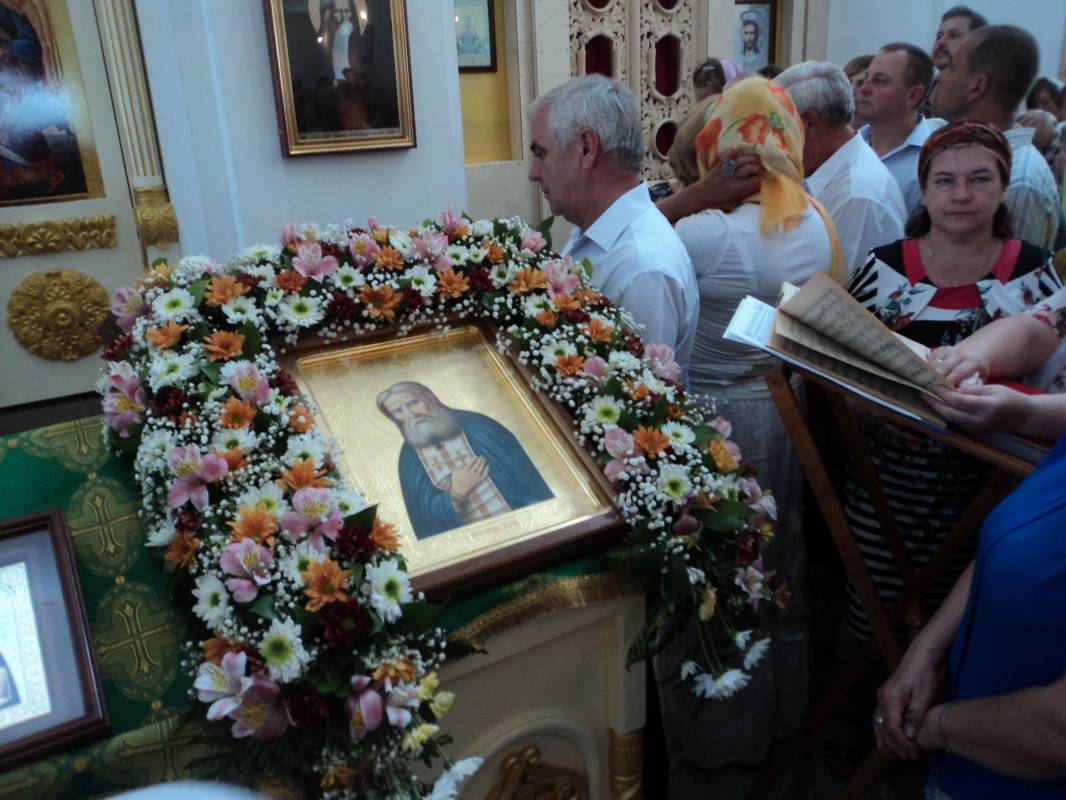 Божественная литургия в храме Серафима Саровского г. Невинномысска
