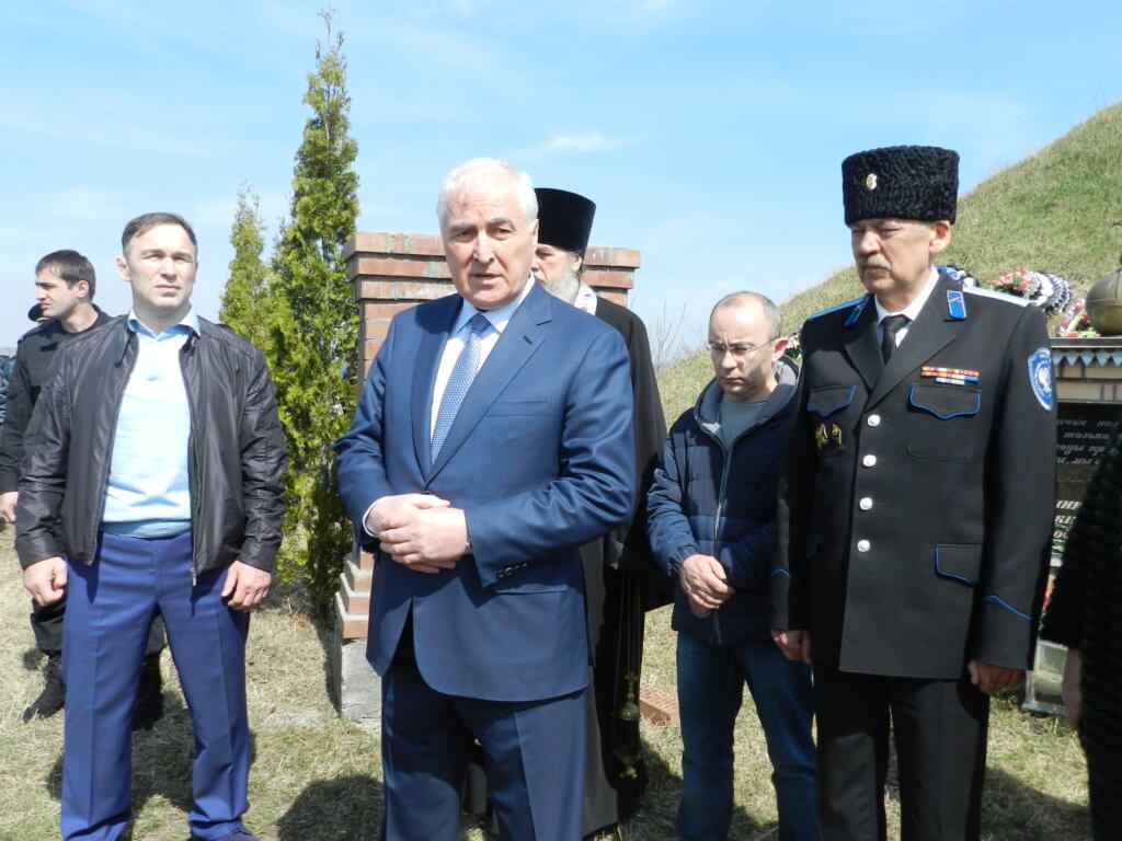 Поминовение терских казаков посетил президент Южной Осетии Леонид Тибилов