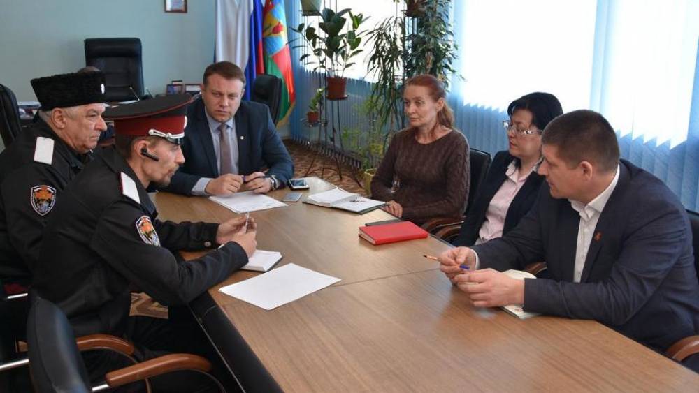 Состоялась рабочая встреча с казаками  Красноперекопска и сотрудниками администрации города