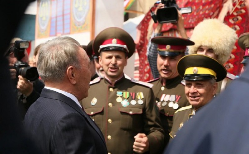 Конфликт среди казаков Казахстана задевает тему суверенитета
