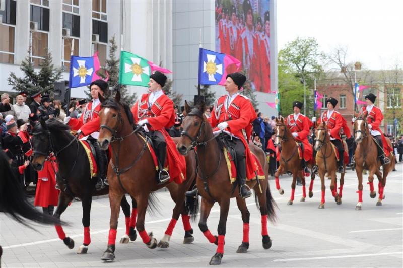 В Краснодаре состоялся парад Кубанского Казачьего войска