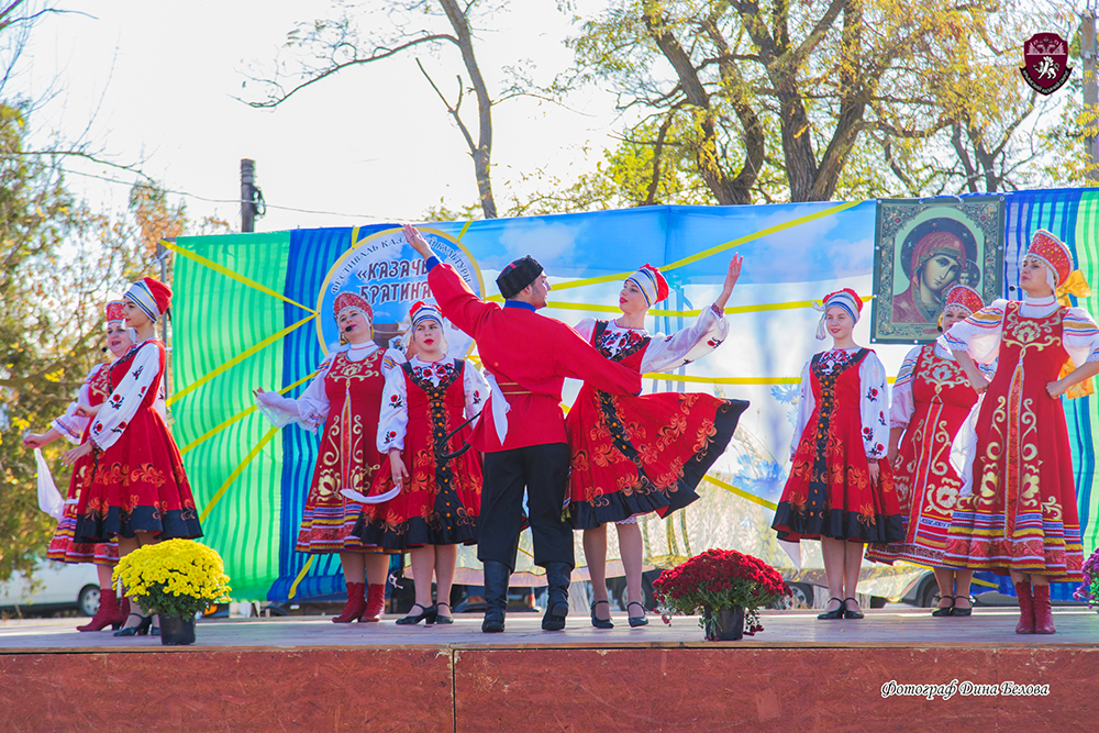 В Крыму прошёл I районный фестиваль казачьей культуры "Казачья братина"