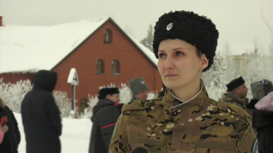 Девушка из Лангепаса прошла обряд посвящения в казаки