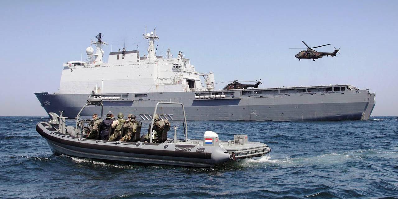 Военный корабль НАТО вошел в Балтийское море