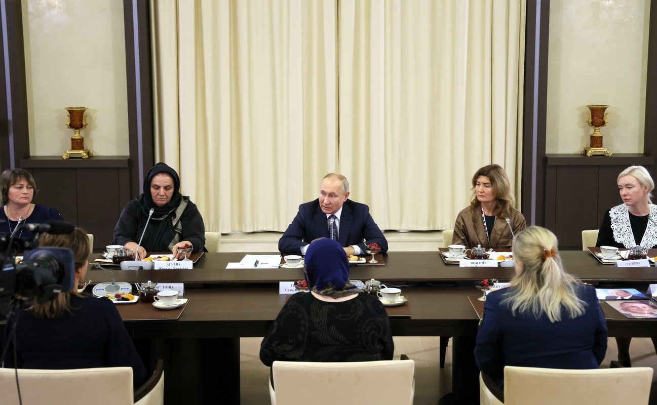 Встреча В.В. Путина с матерями военнослужащих – участников СВО (фрагмент встречи)
